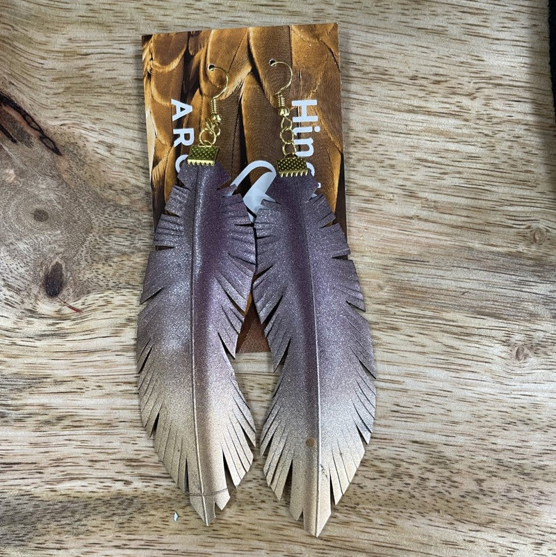 Feather earrings - curved metallic