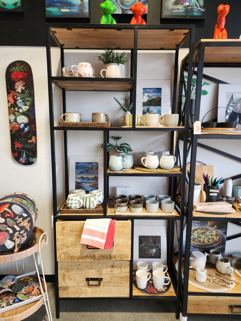 Daisy Display Shelf (SALE)
