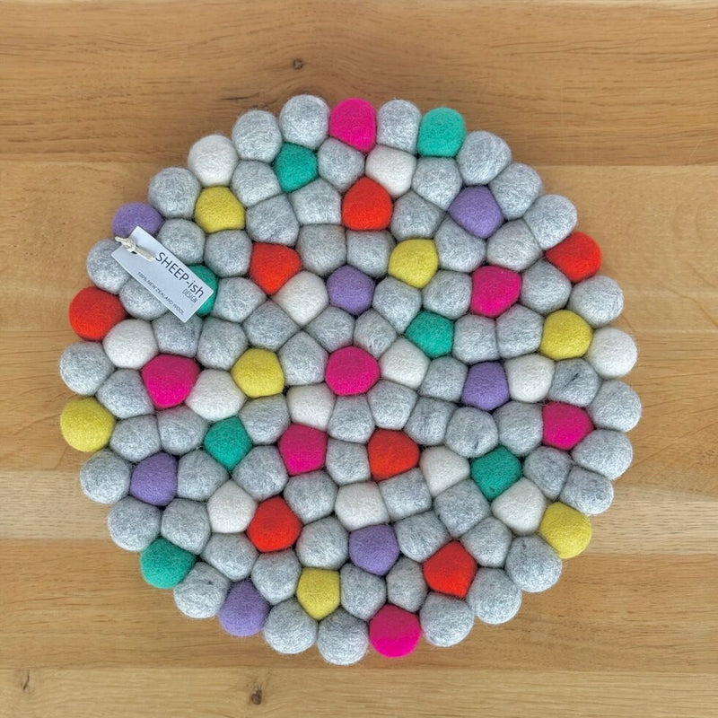 Felt Ball Pot Stands