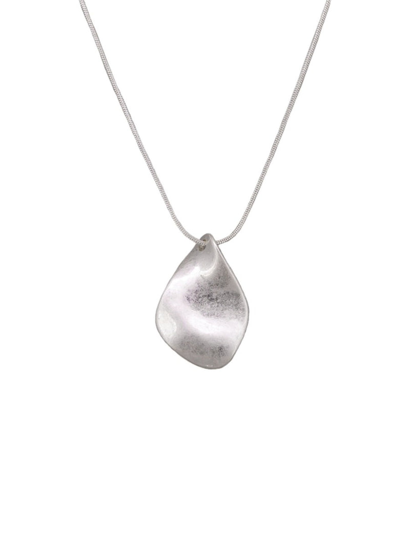 Silver Piper Necklace