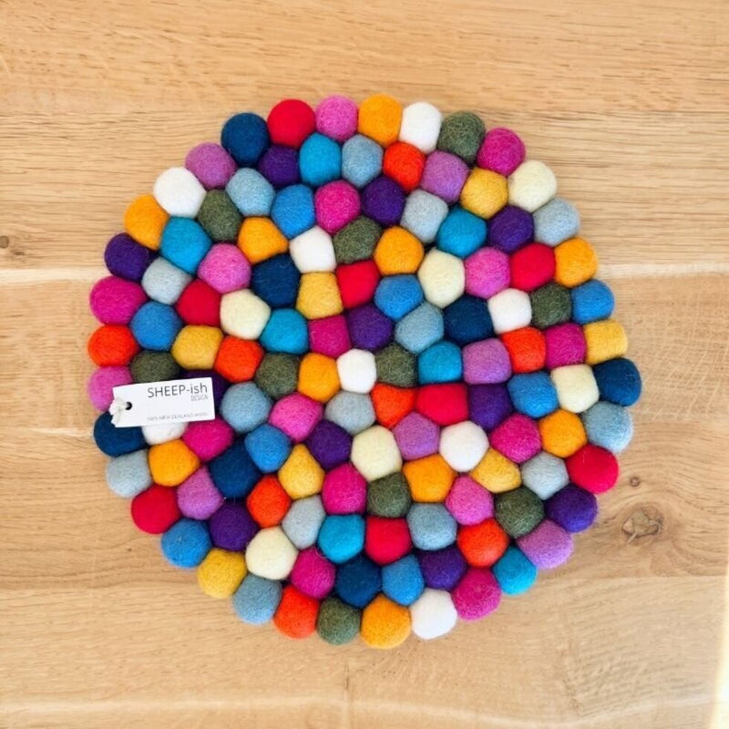 Felt Ball Pot Stands - New