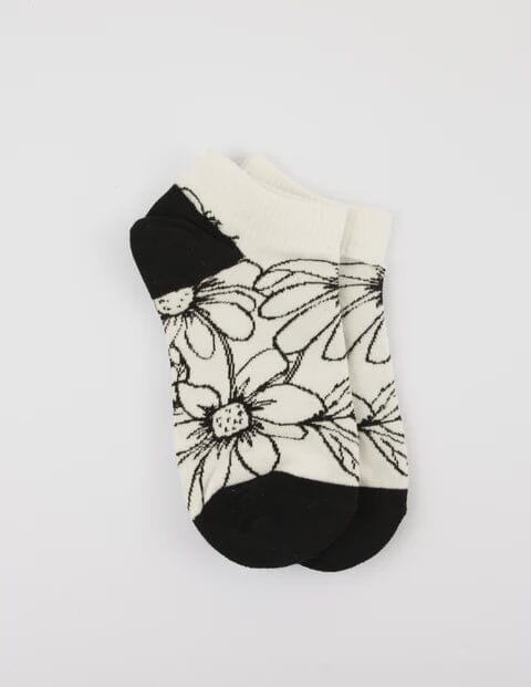 S + G Socks - Black and White Etched Flowers Accessories Stella and Gemma 