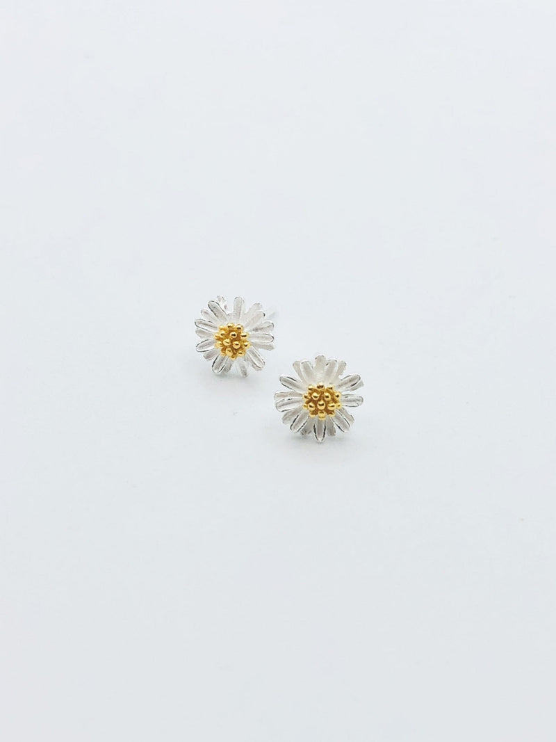 Sterling Silver Daisy w Gold Studs