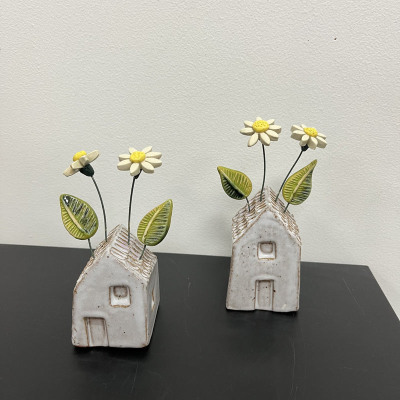 Ceramic Daisy Houses