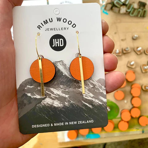 Circle Bar Earrings - Gold