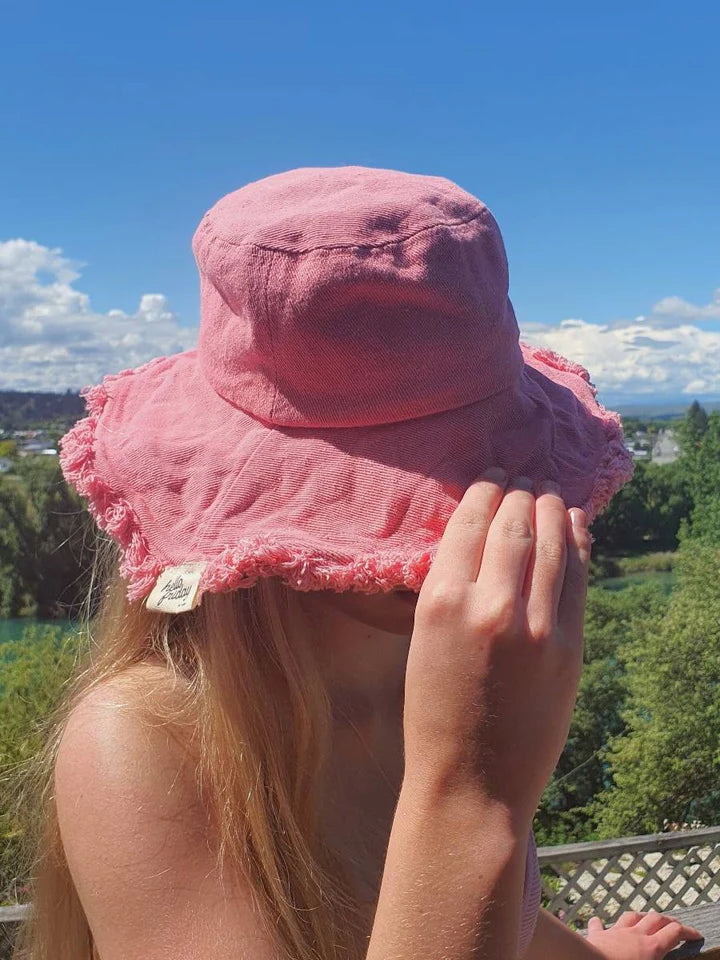 https://www.industria.co.nz/cdn/shop/products/hello-friday-bucket-hats-accessories-hello-friday-rose-537298_800x.webp?v=1675393024