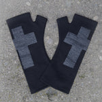 Kate Watts Merino Gloves - Black cross