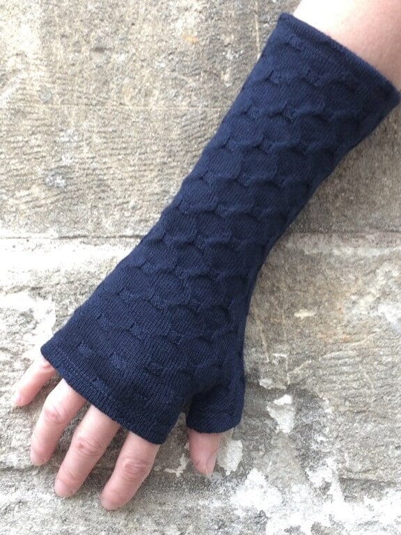 Kate Watts Merino Gloves - Ink Textured