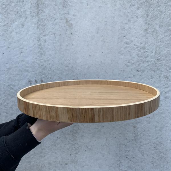 Round Willow tray - 2 sizes