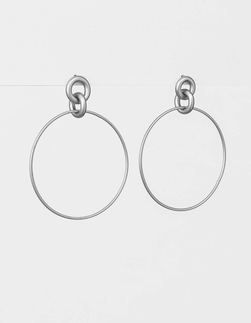 Silver Hoop w Knot earrings (SALE)